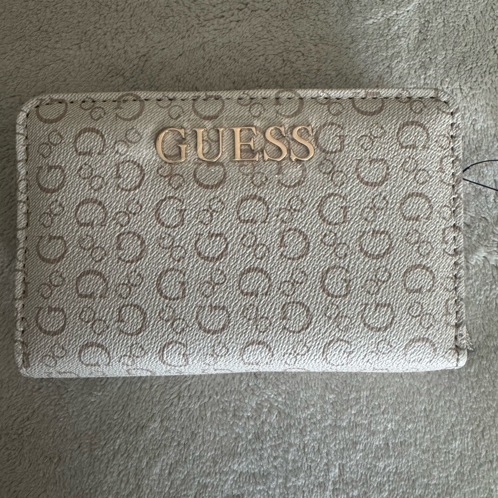 GUESS Cream Monogram Zip Wallet with Gold Logo - Picture 2 of 3
